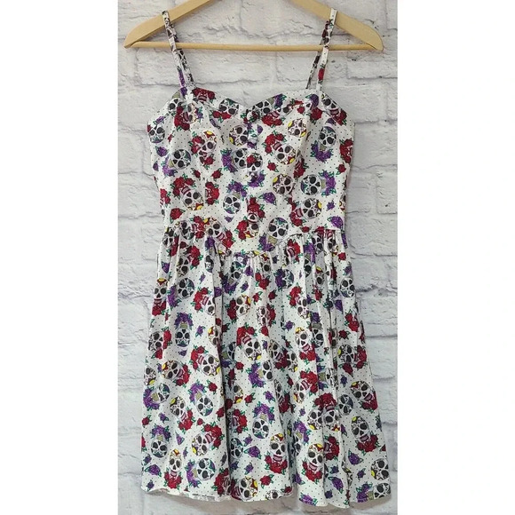 Hell Bunny Sugar Skulls Pin Up Sundress Women's Small Pockets White Rockabilly - Picture 1 of 6